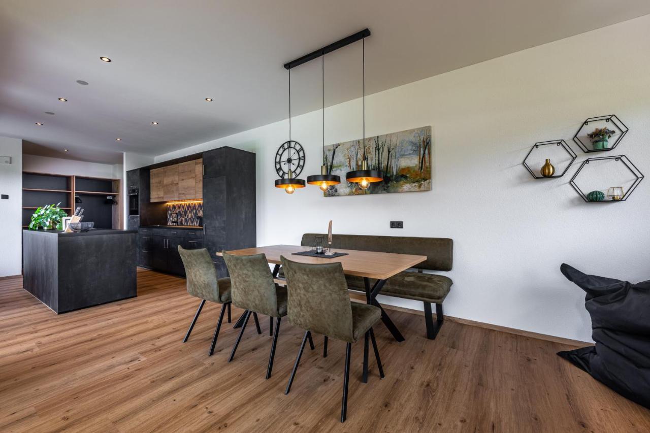 Glueckhoch2 Apartment ฮอคฟิลเซิน ภายนอก รูปภาพ
